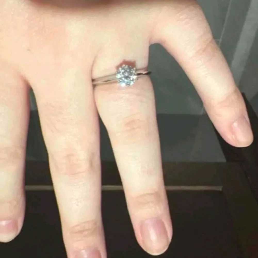 925 sterling silver Diamond wedding ring.
